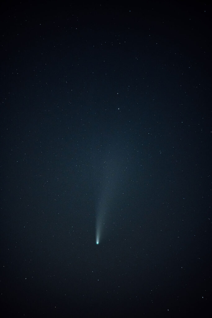 Comet Neowise in the nightsky over stuttgart